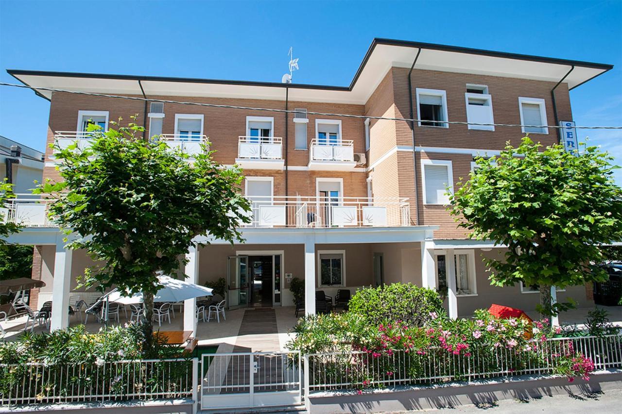 B&B Hotel Serenita 벨레지아아지마리나 외부 사진
