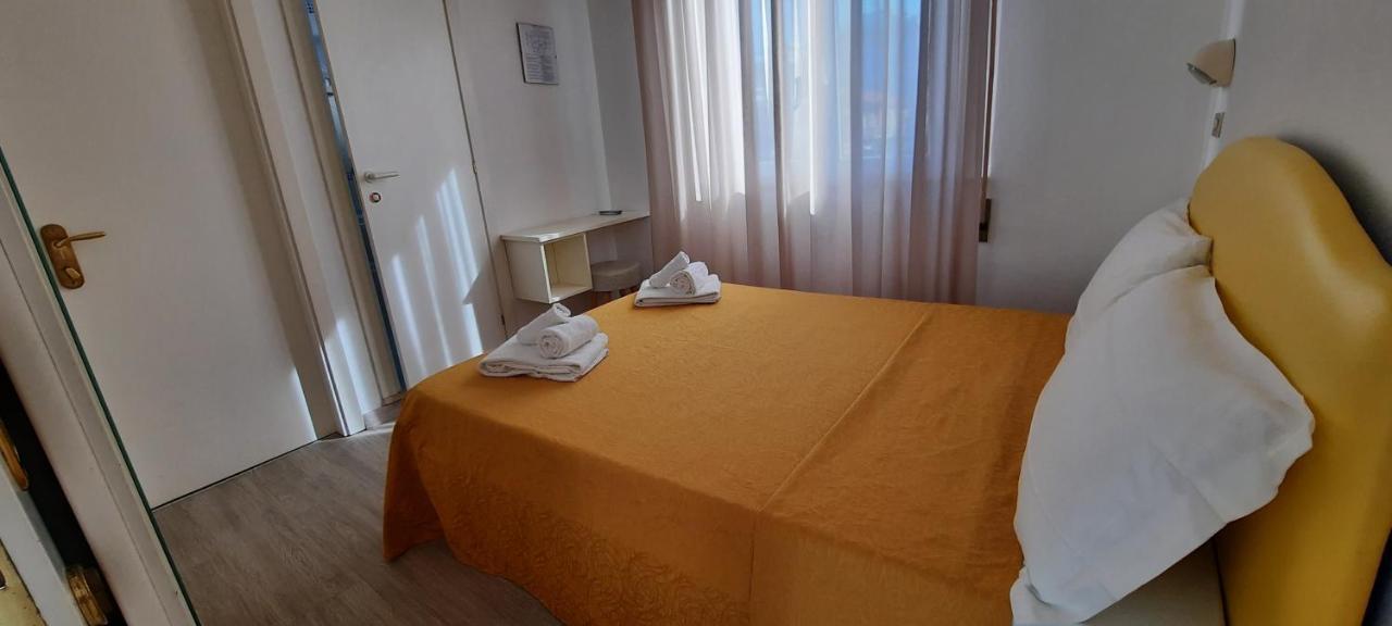 B&B Hotel Serenita 벨레지아아지마리나 외부 사진