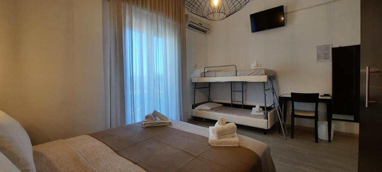B&B Hotel Serenita 벨레지아아지마리나 외부 사진