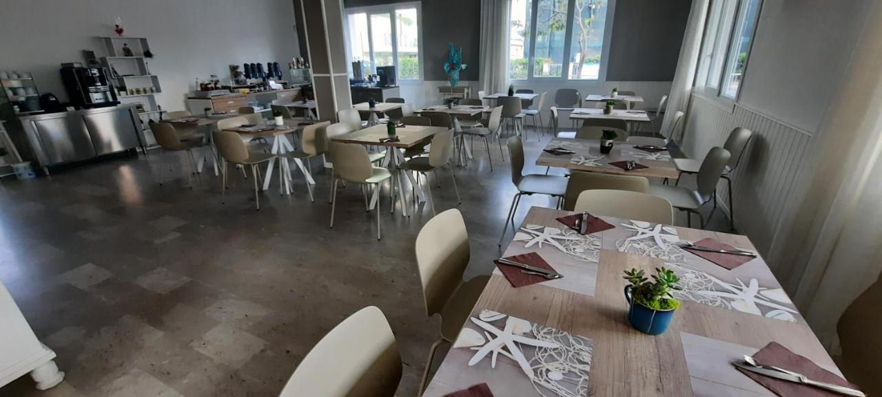 B&B Hotel Serenita 벨레지아아지마리나 외부 사진