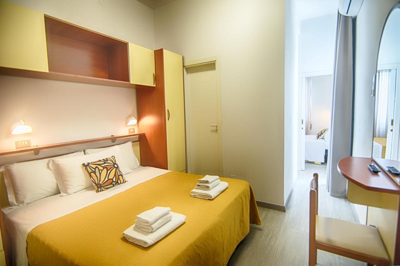 B&B Hotel Serenita 벨레지아아지마리나 외부 사진