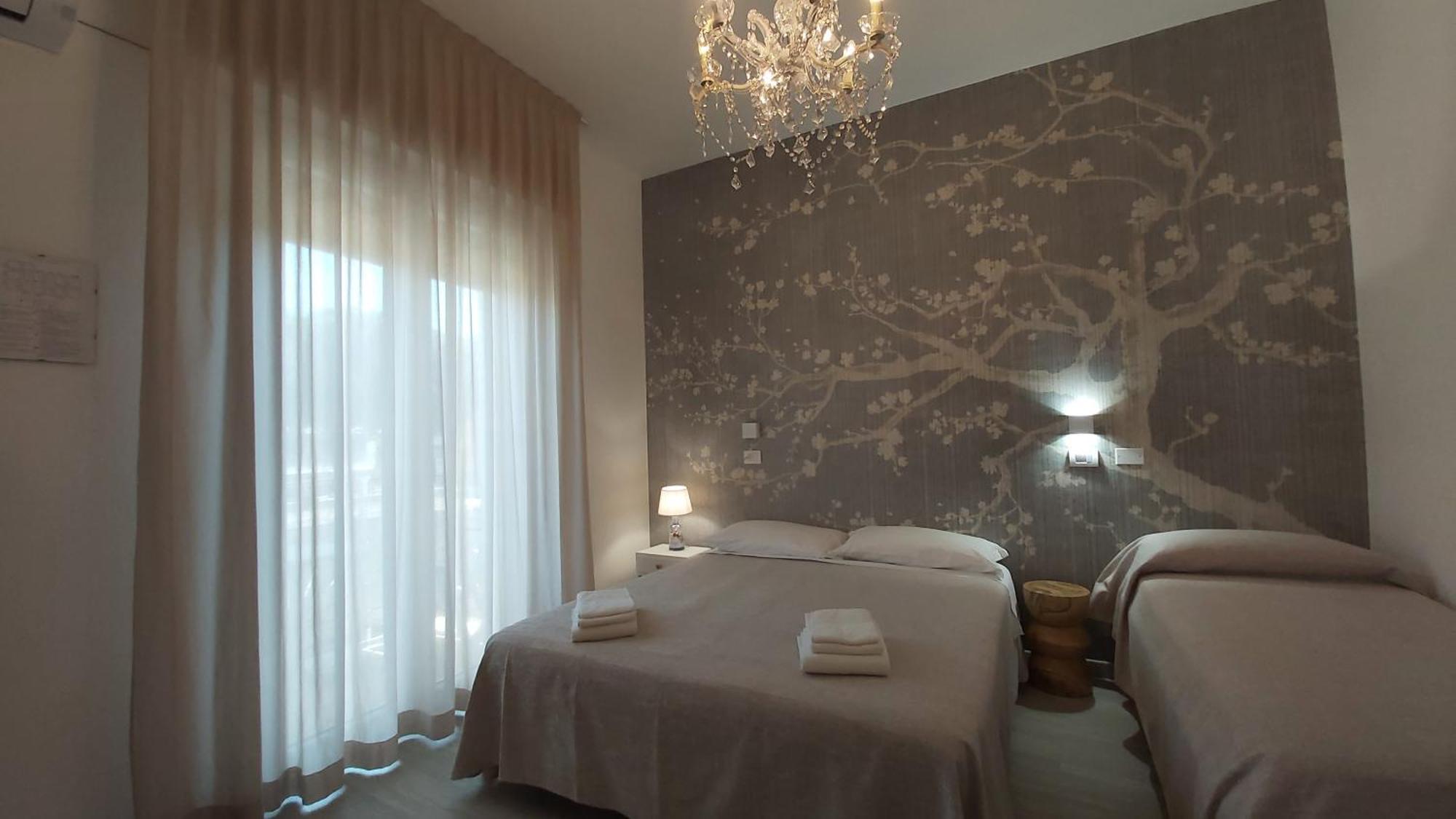 B&B Hotel Serenita 벨레지아아지마리나 외부 사진